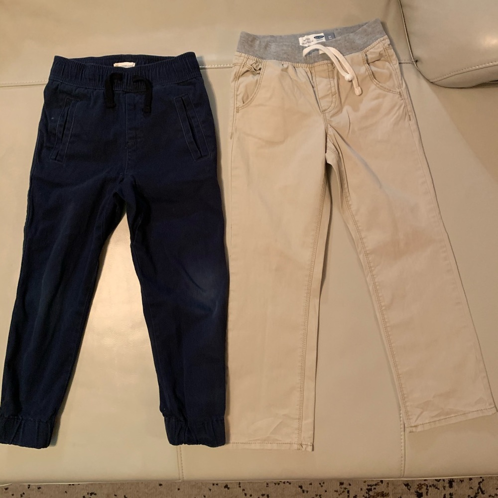 Lot of 2 - 5T pants Tucker + Tate/Old Navy